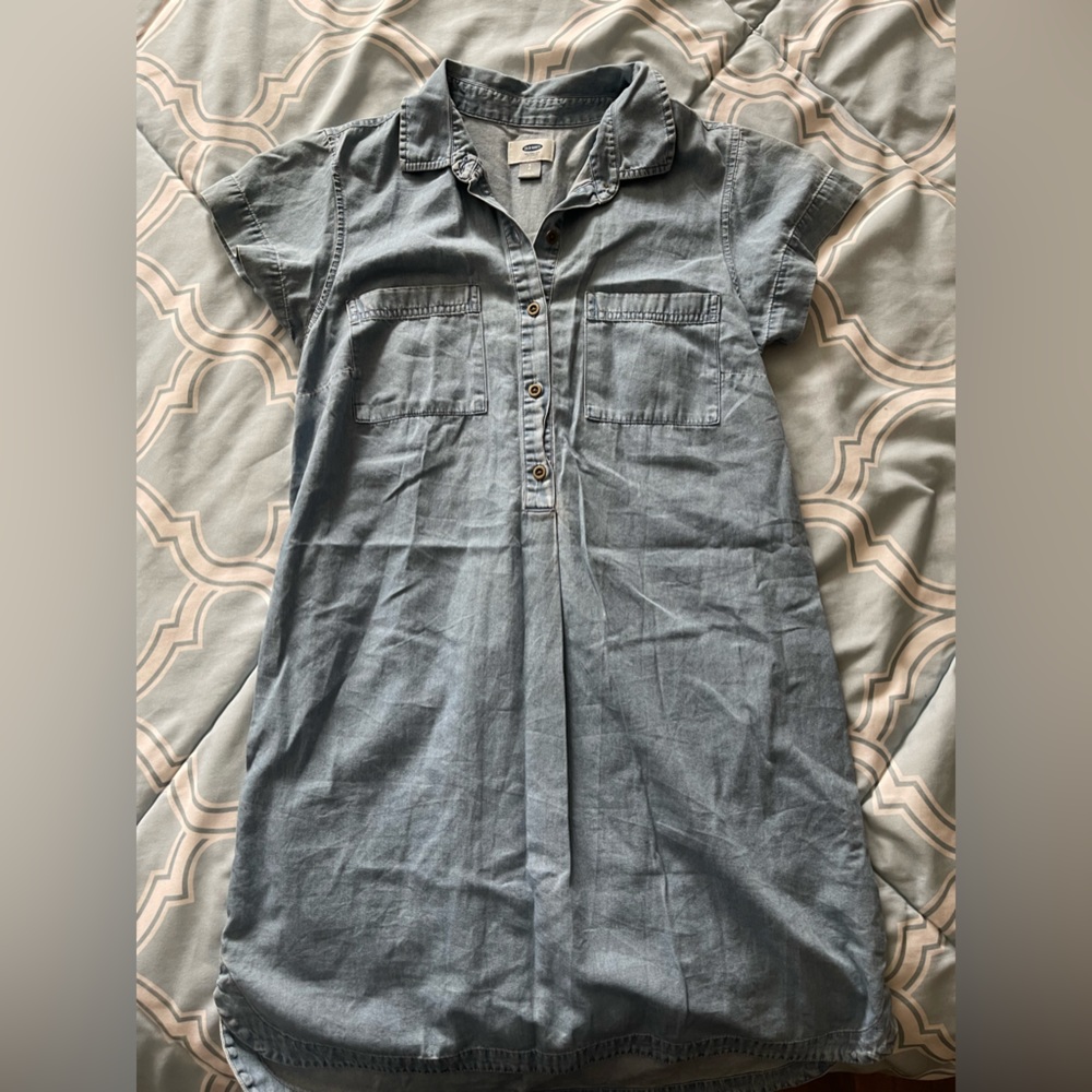 Old Navy and H&M